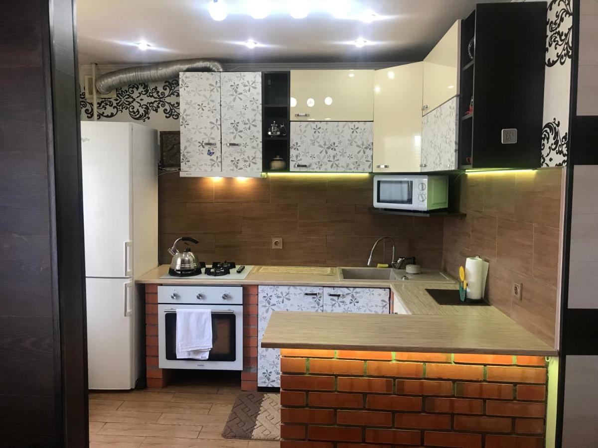 Чудова Квартирка В Кам'Янці -Подільському Kamianets-Podilsky Extérieur photo